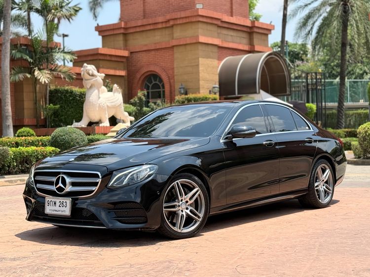 Mercedes-Benz E-Class 2017 E220d Sedan ดีเซล เกียร์อัตโนมัติ ดำ