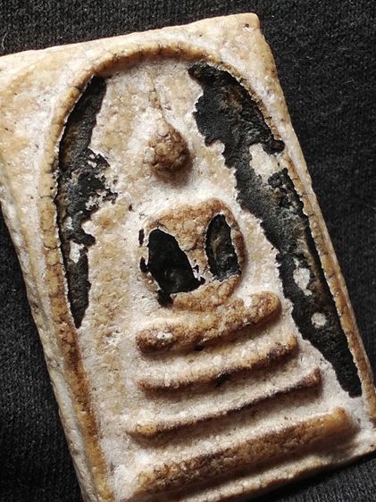 พระสมเด็จลงรักครับ รูปที่ 9