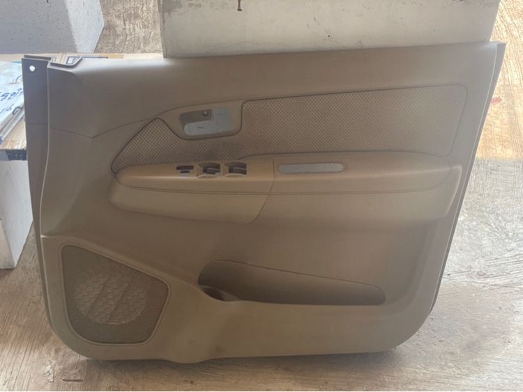 แผงข้างประตู vigo  รูปที่ 4