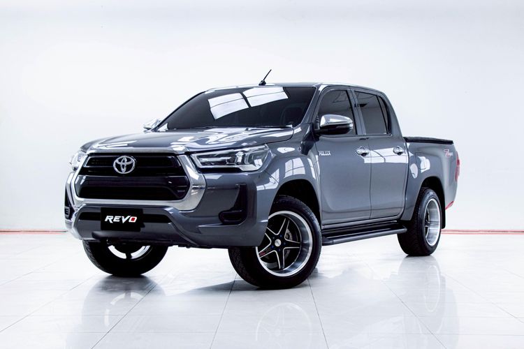 รถ Toyota Hilux Revo Double Cab 2.4 Mid Z Edition สี เทา