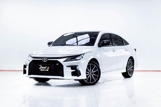 TOYOTA YARIS ATIV 1.5 HEV GR SPORT  AT  2025 ออกรถ 0 บาท รหัสรถ 5C726 