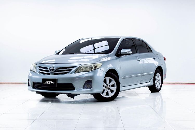 รถ Toyota Altis 1.6 E สี เทา