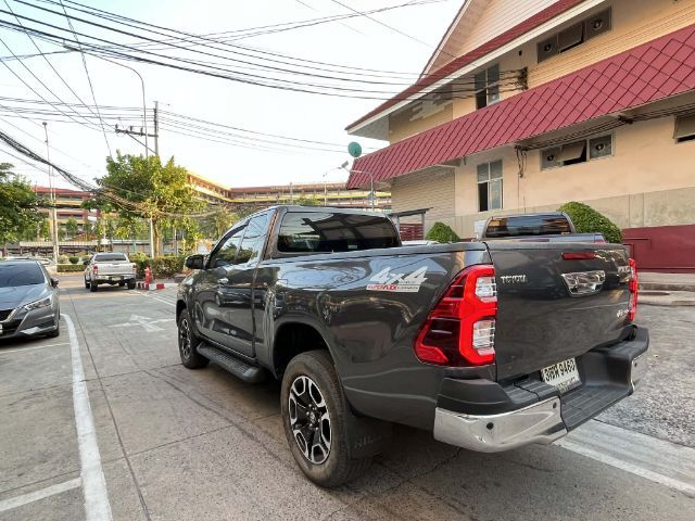 Toyota Hilux Revo 2024 2.8 G 4WD Pickup ดีเซล ไม่ติดแก๊ส เกียร์ธรรมดา เทา รูปที่ 3