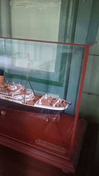  Titanic สเกลโมเดลเสมือนจริง,บนฐานไม้สักพร้อมกรอบโขว์ขนาดใหญ่ รูปที่ 5