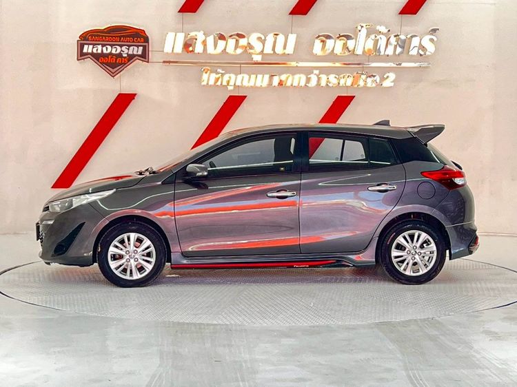 Toyota Yaris 2017 1.2 G Sedan เบนซิน ไม่ติดแก๊ส เกียร์อัตโนมัติ เทา รูปที่ 4