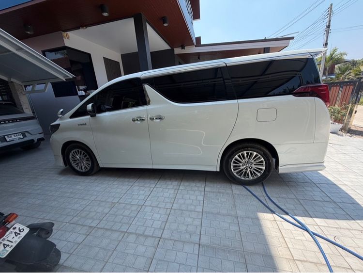 Toyota Alphard 2020 2.5 Hybrid E-Four 4WD Van เบนซิน ไม่ติดแก๊ส เกียร์อัตโนมัติ ขาว รูปที่ 4