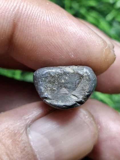 (ปิดแล้วครับ)ตะกั่ว100ปี ส่วนตัวดูเป็นพระของหลวงพ่อเนียมวัดน้อย เนื้อแห้งๆเก่าจัดครับ พระเคยผ่านการถักลวดขึ้นคอบูชา รูปที่ 5