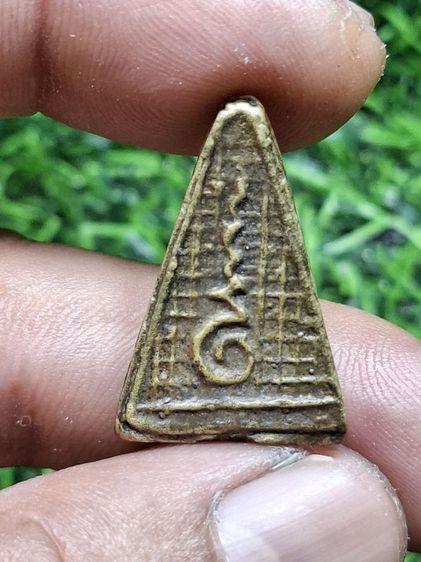 เหรียญหล่อเก่าๆครับ รูปที่ 2