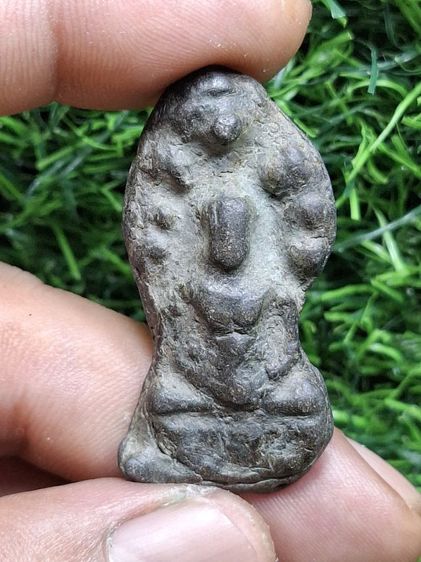 (ปิดแล้วครับ)พระเนื้อชินเก่าดูง่าย ไม่ทราบกรุ