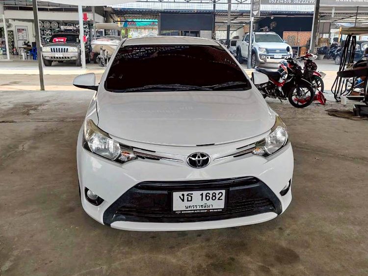 Toyota Vios 2015 1.5 J Sedan เบนซิน ไม่ติดแก๊ส เกียร์อัตโนมัติ ขาว รูปที่ 2