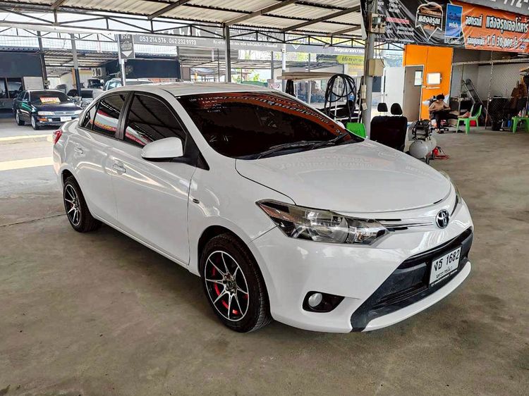 Toyota Vios 2015 1.5 J Sedan เบนซิน ไม่ติดแก๊ส เกียร์อัตโนมัติ ขาว รูปที่ 3