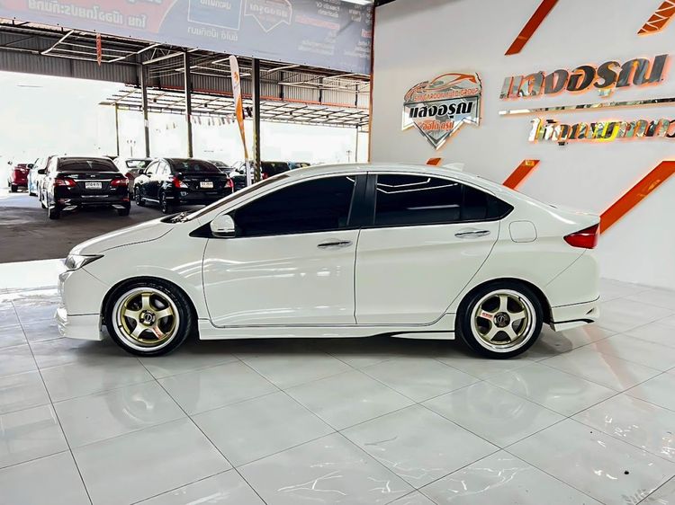 Honda City 2014 1.5 Sv i-VTEC Sedan เบนซิน ไม่ติดแก๊ส เกียร์อัตโนมัติ ขาว รูปที่ 4