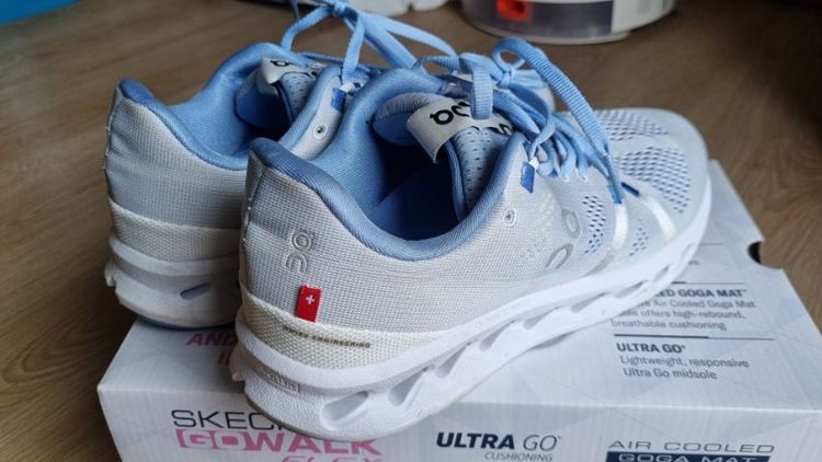 รองเท้าผ้าใบลำลองผู้หญิง เบอร์ 8.5(US) รูปที่ 11