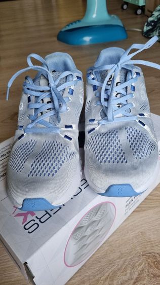 รองเท้าผ้าใบลำลองผู้หญิง เบอร์ 8.5(US) รูปที่ 14