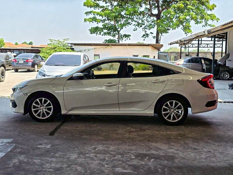 Honda Civic 2016 1.8 E i-VTEC Sedan เบนซิน ไม่ติดแก๊ส เกียร์อัตโนมัติ ขาว รูปที่ 4