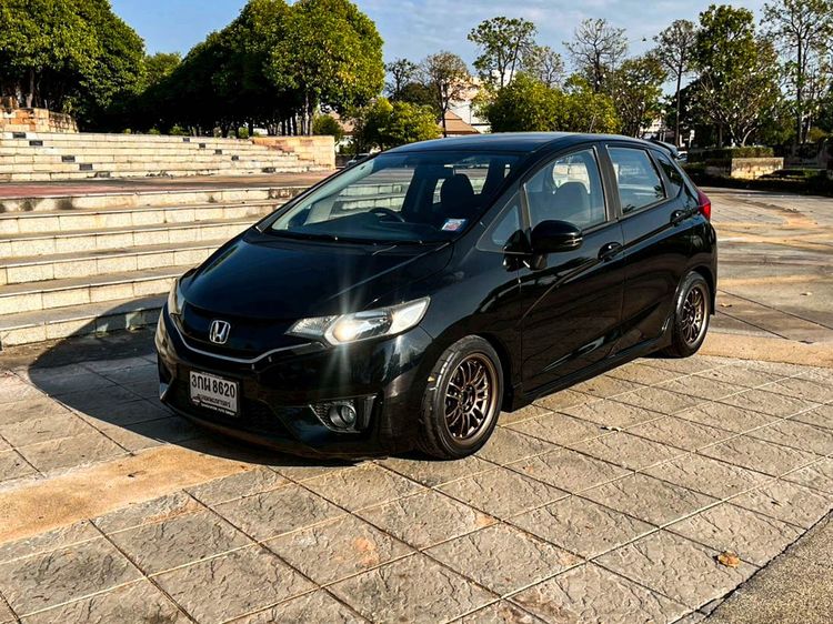 รถ Honda Jazz 1.5 SV สี ดำ