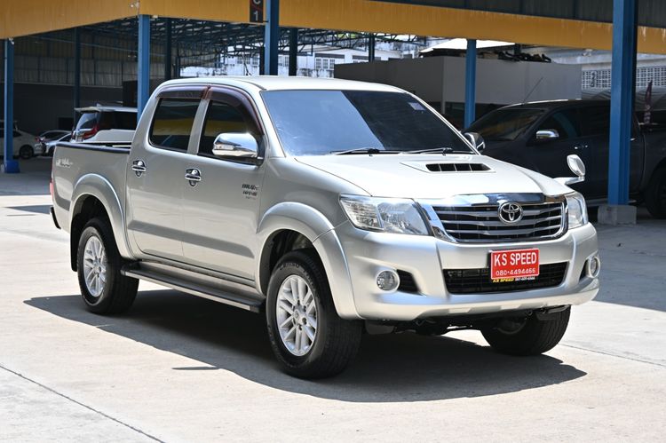 Toyota Hilux Vigo Champ 2014 Smart Cab 3.0 G Prerunner Pickup ดีเซล ไม่ติดแก๊ส เกียร์ธรรมดา บรอนซ์เงิน รูปที่ 3