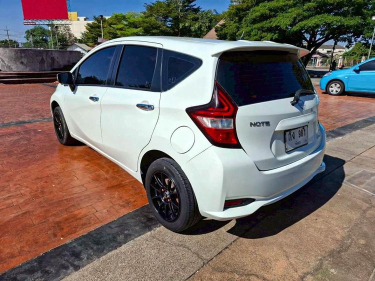 Nissan Note 2017 1.2 VL Sedan เบนซิน ไม่ติดแก๊ส เกียร์อัตโนมัติ ขาว รูปที่ 4