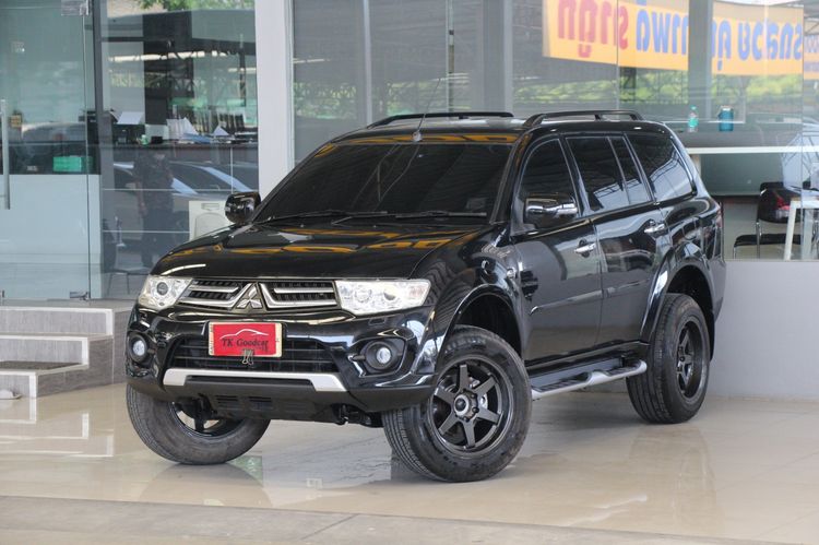รถ Mitsubishi Pajero Sport 2.5 GT สี ดำ