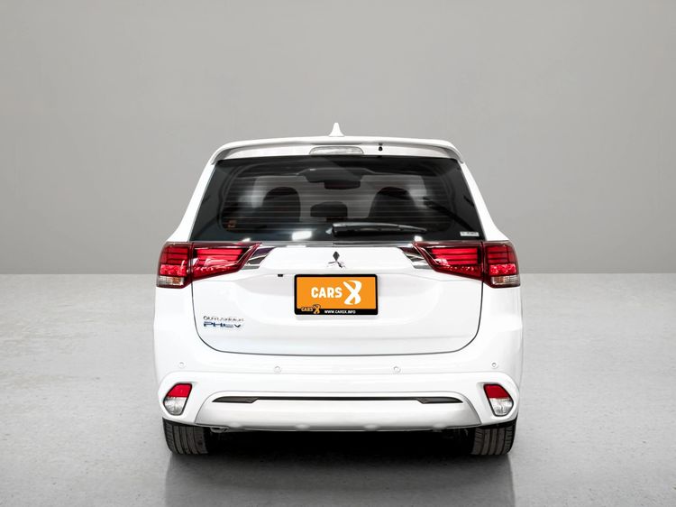 Mitsubishi Outlander 2021 Phev 2.4 GT Premium 4WD Utility-car ปลั๊กอินไฮบริด (PHEV) ไม่ติดแก๊ส เกียร์อัตโนมัติ ขาว รูปที่ 3