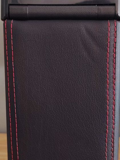 ขายที่พักแขนสีดำ ด้ายแดง Toyota Yaris ปี 2014-2016 สภาพสวย รูปที่ 10