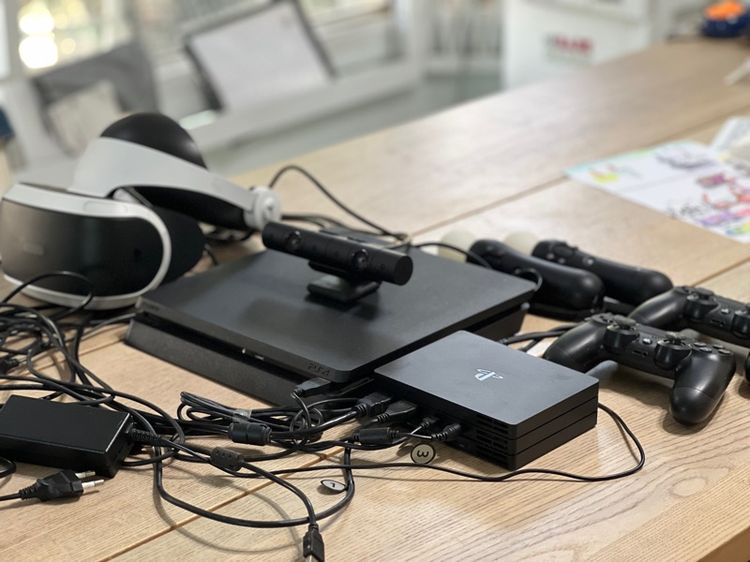 PS4 พร้อม VR ครบชุด รูปที่ 6