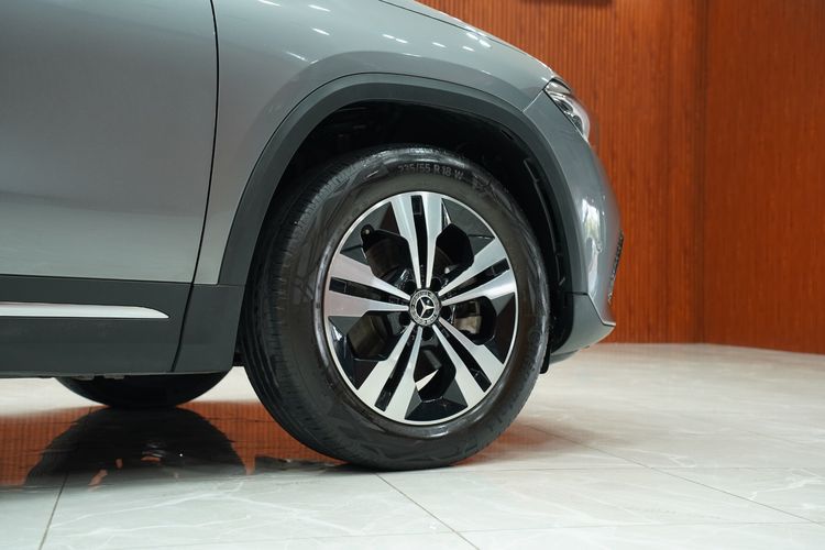 Mercedes-Benz GLA-Class 2022 GLA200 Utility-car เบนซิน เกียร์อัตโนมัติ บรอนซ์เงิน รูปที่ 4