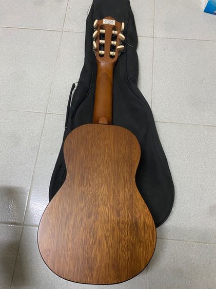 กีตาร์ไซซ์เล็ก ยามาฮ่า ตำหนิที่วงกลมไว้  รูปที่ 13