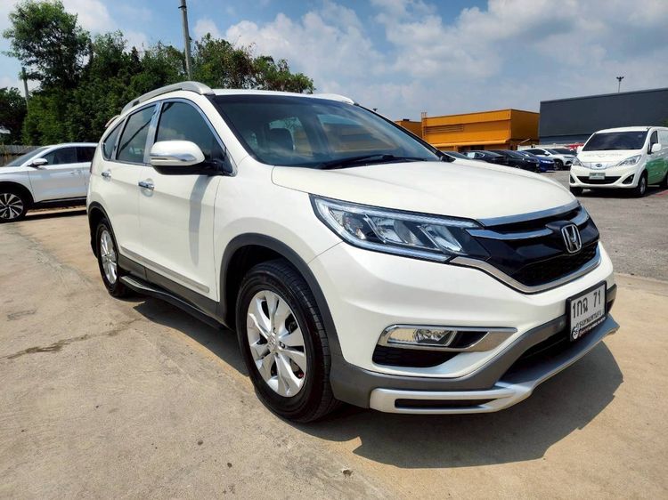 รถ Honda CR-V 2.0 E 4WD สี ขาว