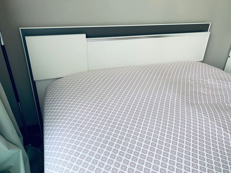 bed เตีงนอน 5“