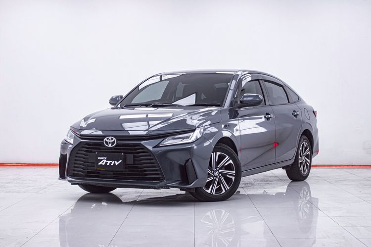 รถ Toyota Yaris ATIV 1.2 Sport สี เทา