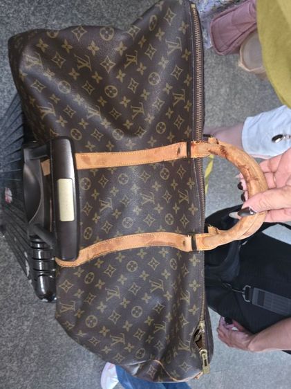 กระเป๋าหลุยวิตองแท้ขายถูก