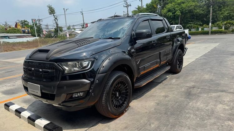 รถ Ford Ranger 3.2 Wildtrak 4WD สี ดำ