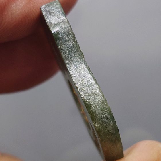 พระพุทธโสธร เนื้อหยก พิมพ์เสมา ด้านหลังพระมีโค๊ตแผ่นทองคำแท้ รุ่นประวัติศาสตร์ วัดโสธรวรารามวรวิหาร พ.ศ.2543 พร้อมกล่องเดิม รูปที่ 7