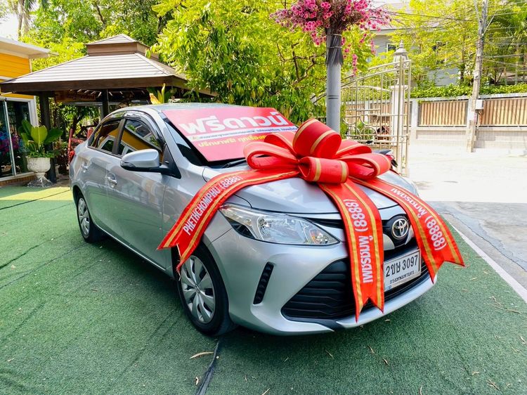 Toyota Vios 2022 1.5 Entry Sedan เบนซิน LPG เกียร์อัตโนมัติ บรอนซ์เงิน รูปที่ 2