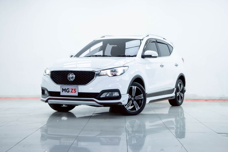 รถ MG ZS 1.5X+ Sunroof สี ขาว