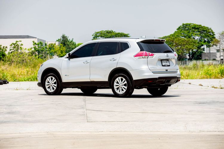 Nissan X-Trail 2016 2.0 E Hybrid Sedan ปลั๊กอินไฮบริด (PHEV) เกียร์อัตโนมัติ เทา รูปที่ 4