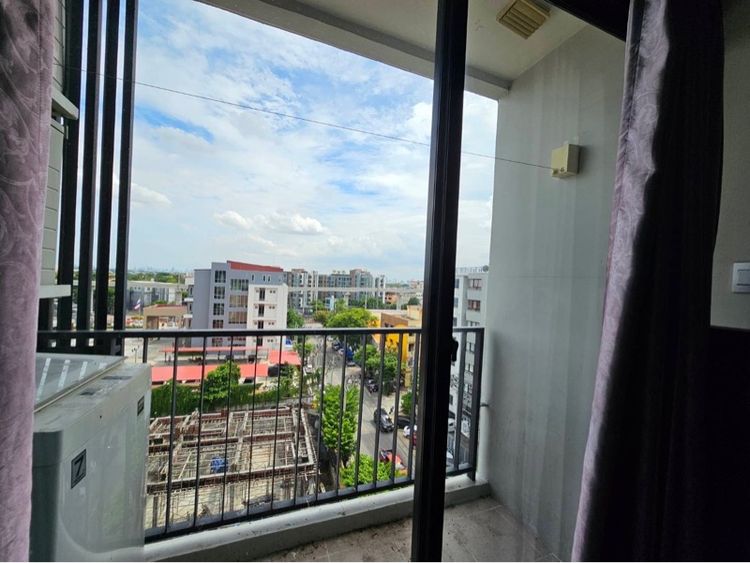 มีบางส่วน อื่นๆ 2016 ไม่อนุญาต ไม่ใช่ H2Glass Condominium