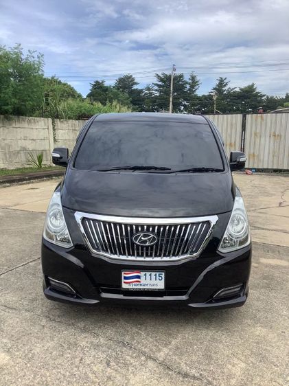 Hyundai H-1  2017 2.5 Elite Van ดีเซล ไม่ติดแก๊ส เกียร์อัตโนมัติ ดำ รูปที่ 2