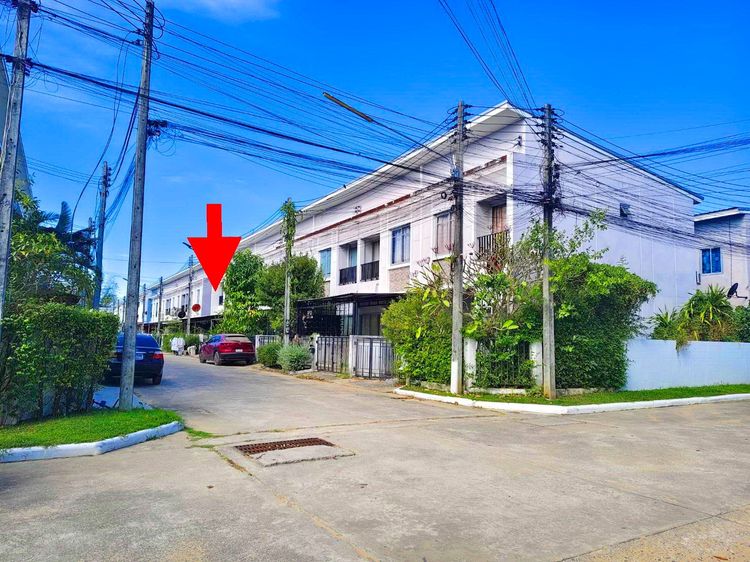 ขายเมโทร3  ห้วยวังนอง  อ.เมืองอุบลรธานี  จ.อุบลราชธานี