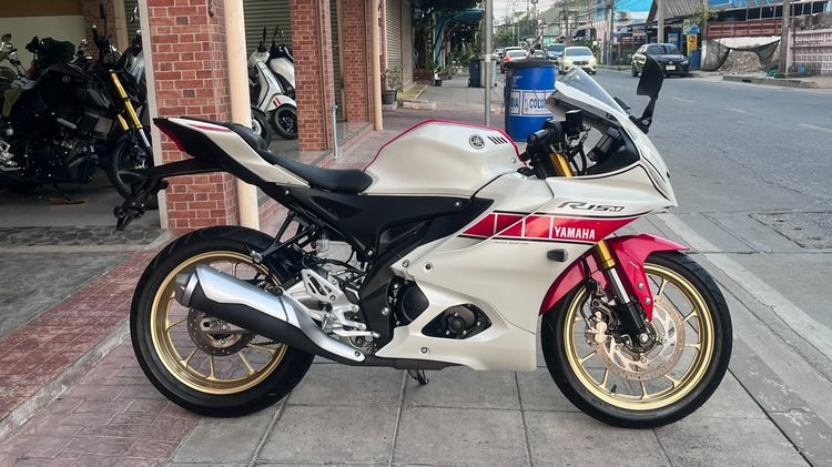   R15 M ABS ปี 22 ไมล์ 1016 km.