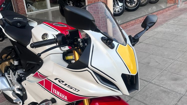   R15 M ABS ปี 22 ไมล์ 1016 km. รูปที่ 11