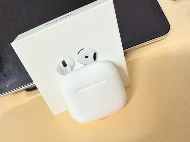 AirPods 4 มือสอง สภาพใหม่สุดๆ