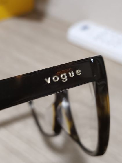 แว่นตาVogue รูปที่ 4