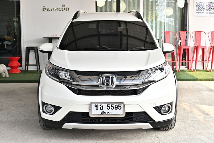 Honda BR-V 2017 1.5 SV Utility-car เบนซิน ไม่ติดแก๊ส เกียร์อัตโนมัติ ขาว รูปที่ 2