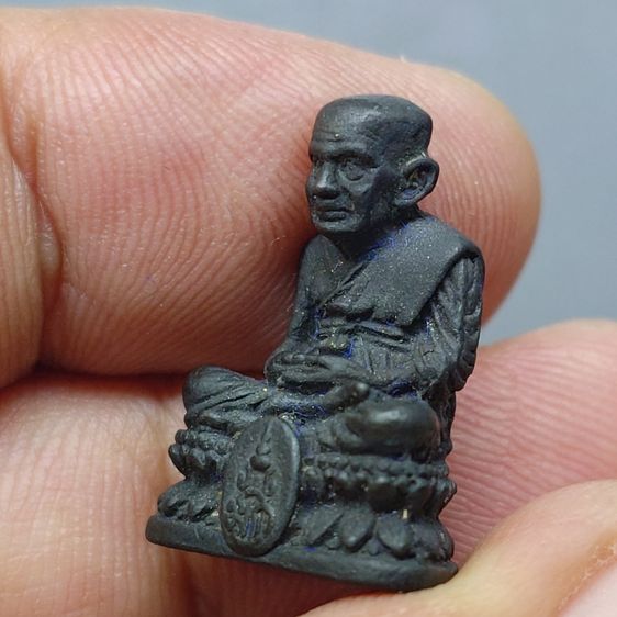 สมเด็จหลวงพ่อทวด วัดช้างให้ ลอยองค์ ม.ว.ก. เนื้อนวะโลหะ ที่ระลึกเฉลิมพระเกียรติ 50 พรรษา พระบรมโอรสาธิราชๆ พุทธาภิเษก ณ วัดพระศรีๆ 2544 พร้อ รูปที่ 6