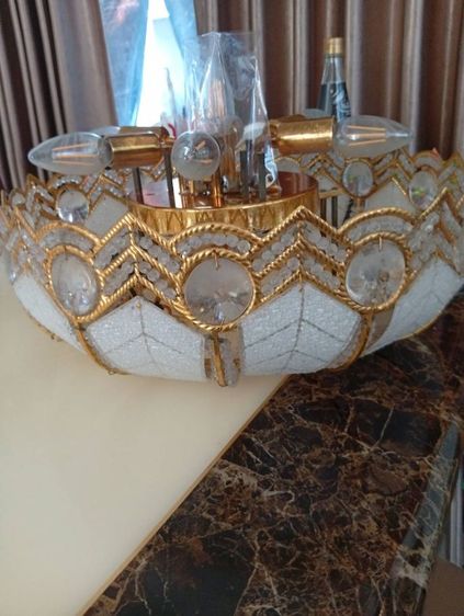 โคมไฟคริสตัล  มี  2ชุดครับ รูปที่ 2