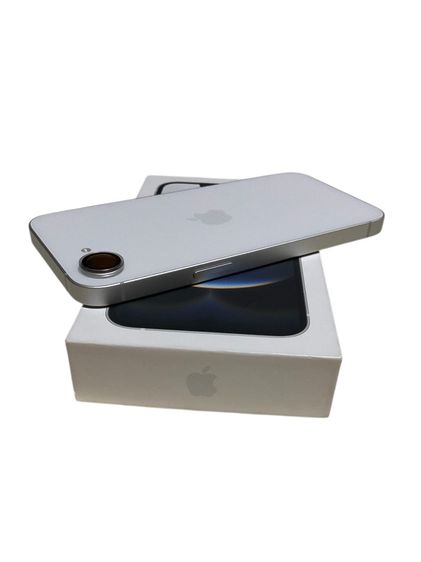 iPhone 16 e รูปที่ 6