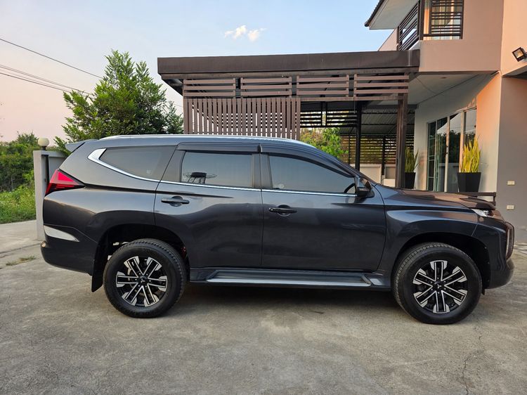 Mitsubishi Pajero Sport 2020 2.4 GT Premium 2WD Utility-car ดีเซล เกียร์อัตโนมัติ เทา รูปที่ 4