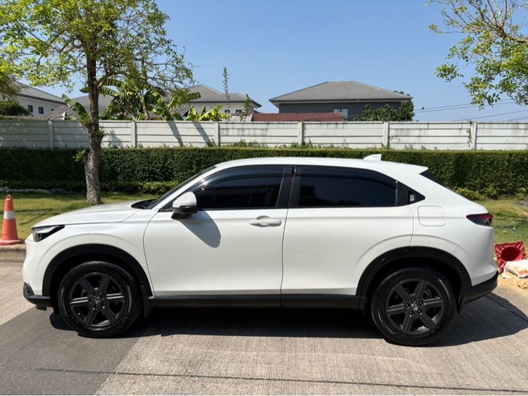 Honda HR-V 2022 1.5 EL e:HEV Sedan ไฮบริด ไม่ติดแก๊ส เกียร์อัตโนมัติ ขาว รูปที่ 4